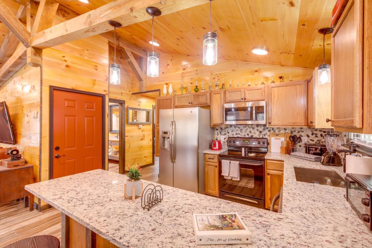 Pet-Friendly Chattanooga Cabin With Hot Tub And Kayaks Luaran gambar